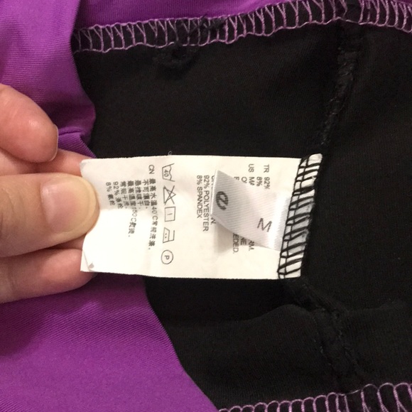 Yoga capris - Picture 2 of 3